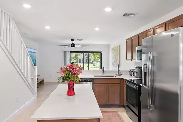 Riviera Beach, FL 33410,5050 Genove PL