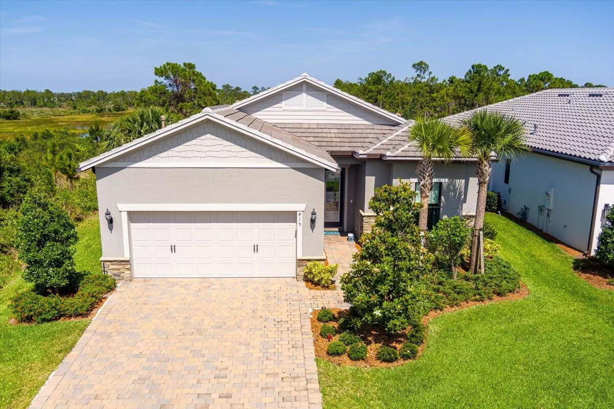 Port Saint Lucie, FL 34984,415 SE Crathes ST