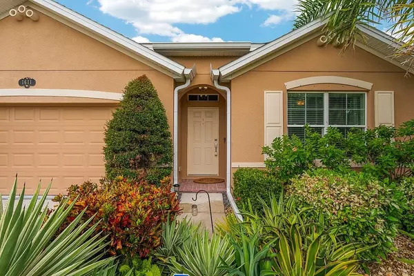 Vero Beach, FL 32962,1611 SW Lexington SQ