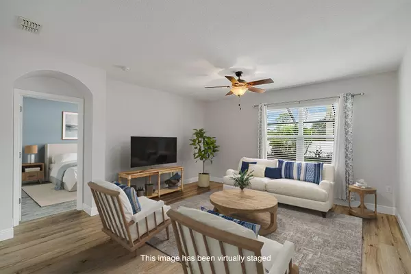 Vero Beach, FL 32962,1611 SW Lexington SQ