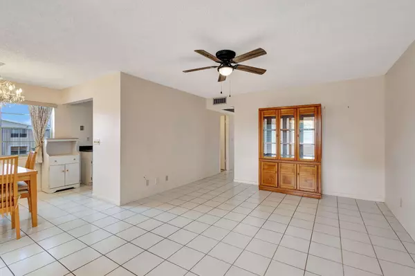 West Palm Beach, FL 33417,332 N Sheffield