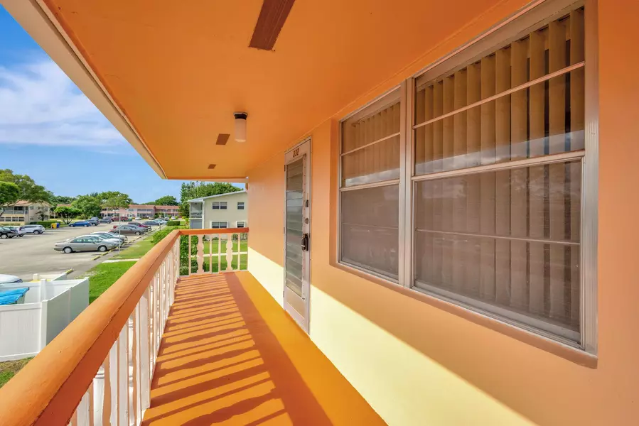 332 N Sheffield, West Palm Beach, FL 33417