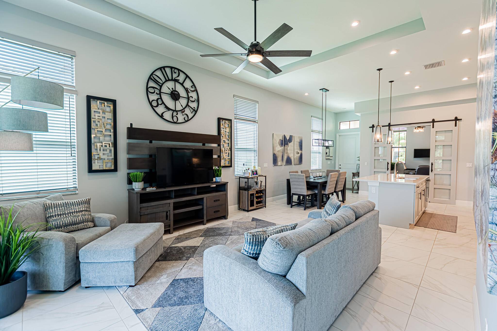 Port Saint Lucie, FL 34952,186 SE Via Tirso