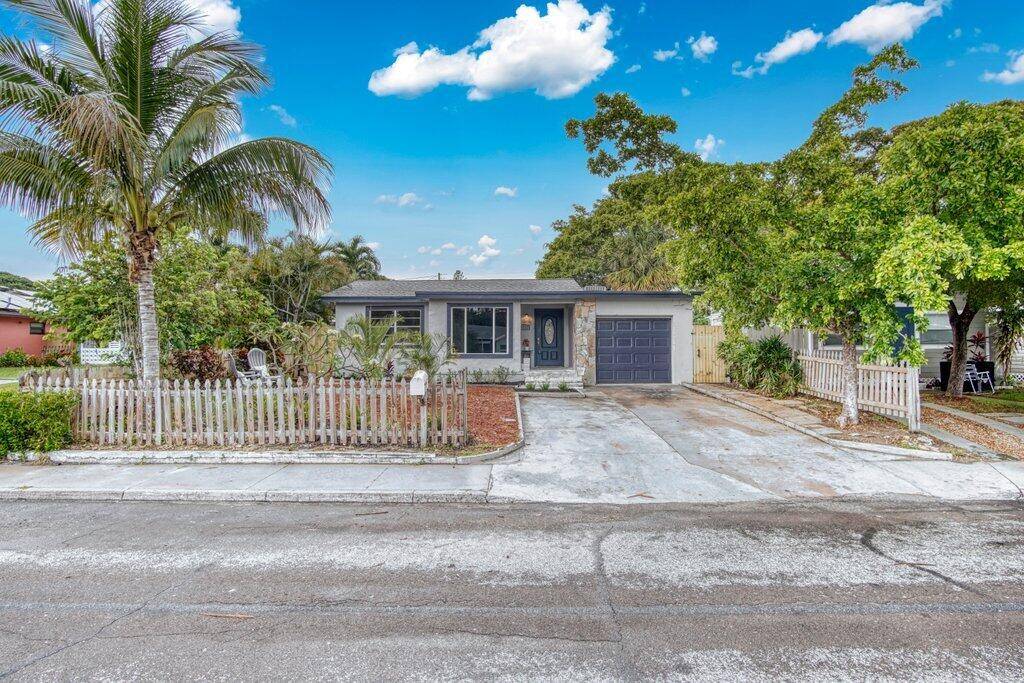 1021 S M ST, Lake Worth Beach, FL 33460