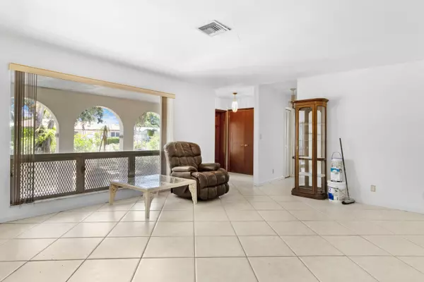 Fort Lauderdale, FL 33308,6501 NE 21st DR