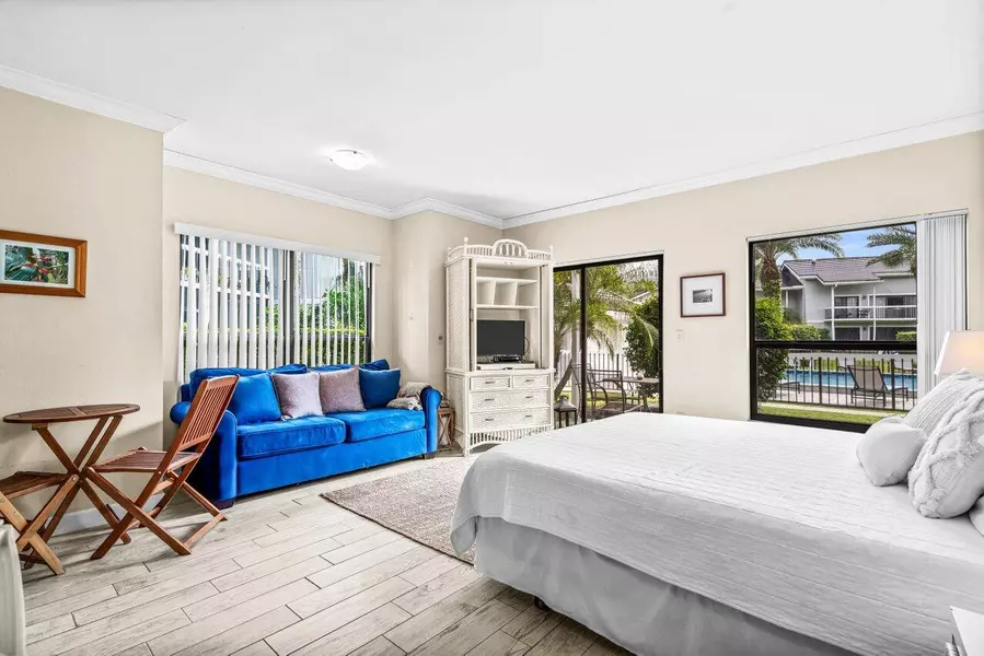 11863 Wimbledon CIR 432, Wellington, FL 33414