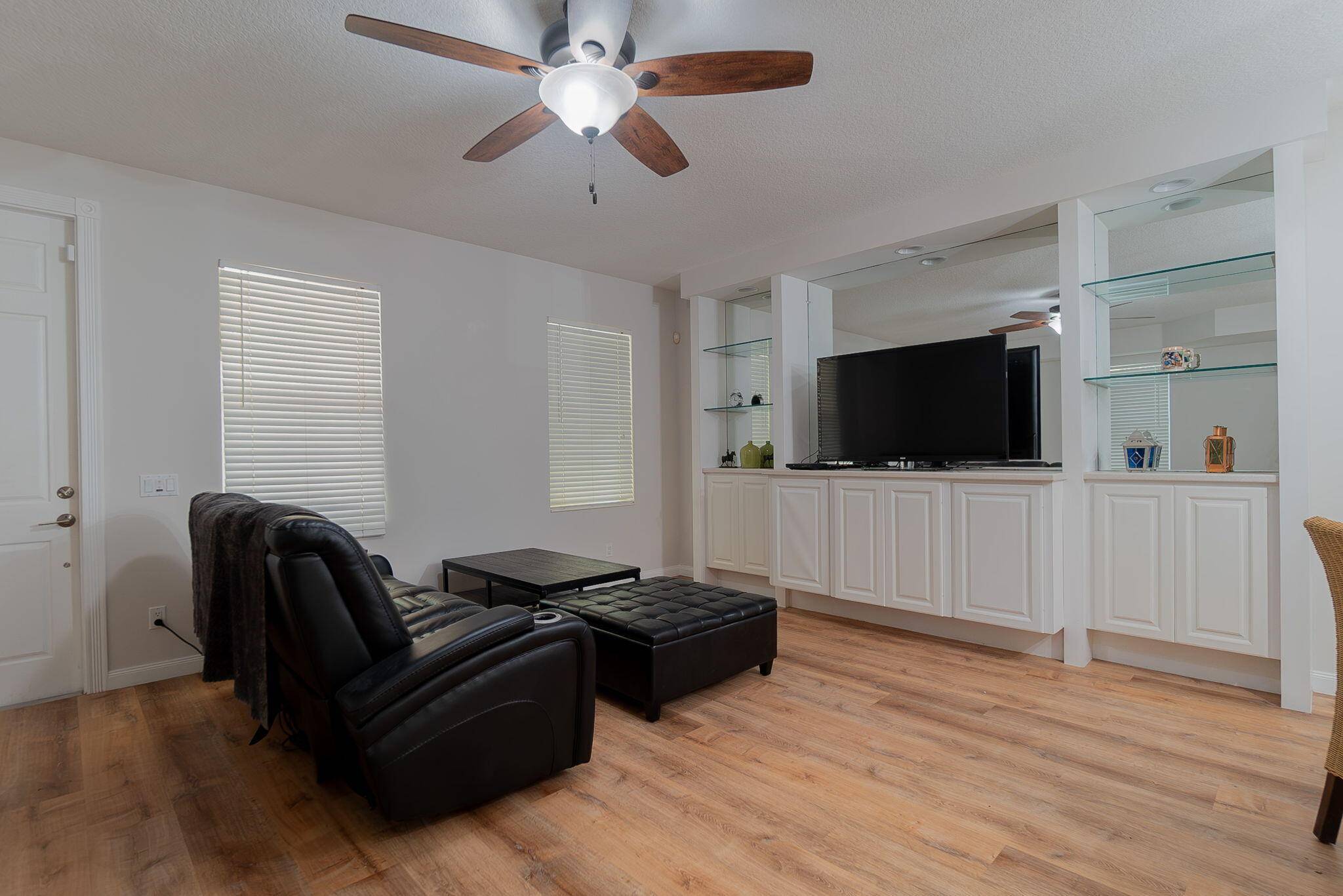 Jupiter, FL 33458,3144 W Community Dr DR