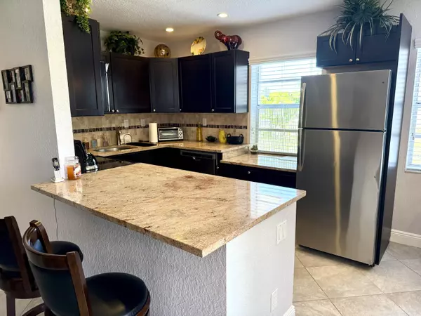 Delray Beach, FL 33484,478 Capri J