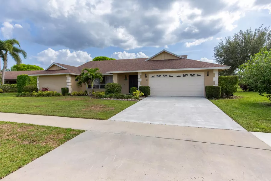 1327 Pine Valley DR, Wellington, FL 33414