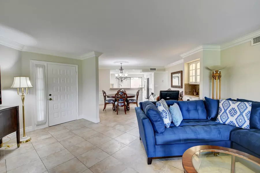 7242 Clunie PL 15203, Delray Beach, FL 33446