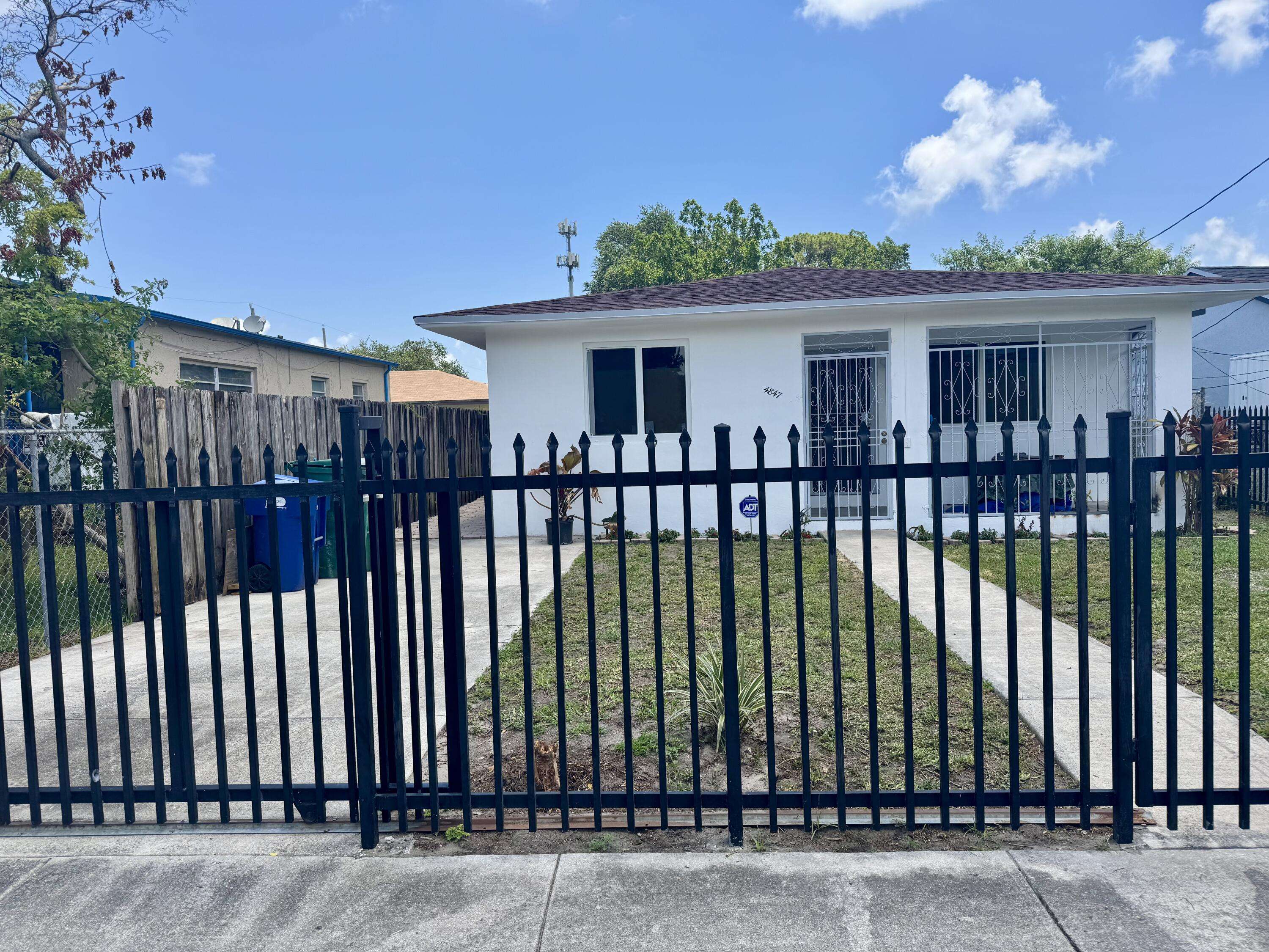 4847 NW 23rd AVE, Miami, FL 33142
