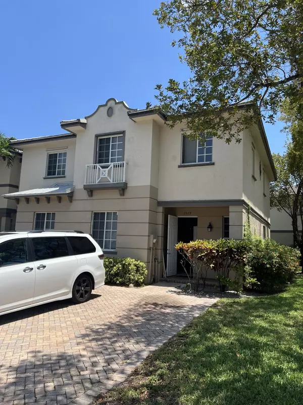Riviera Beach, FL 33404,2029 Island DR