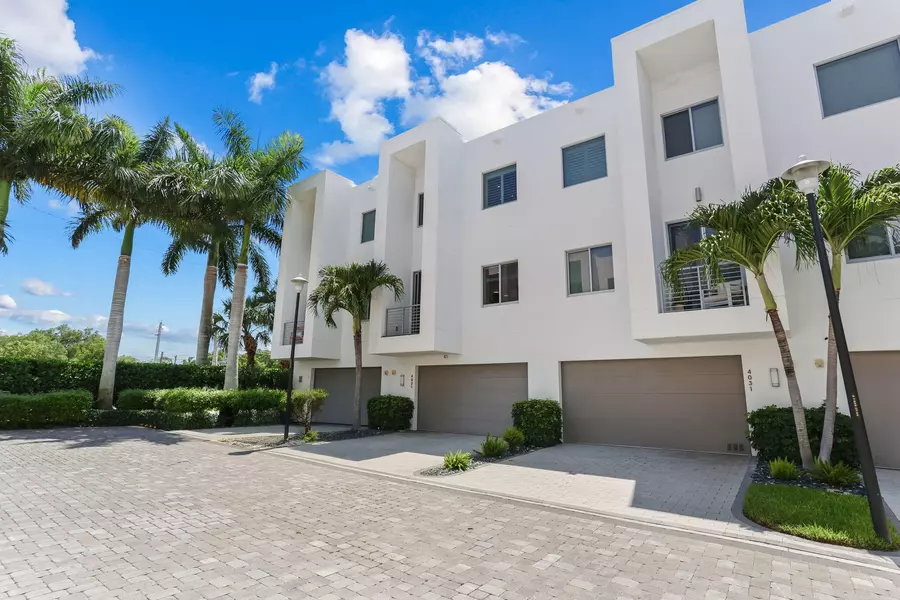 4021 NW 18th WAY, Boca Raton, FL 33431