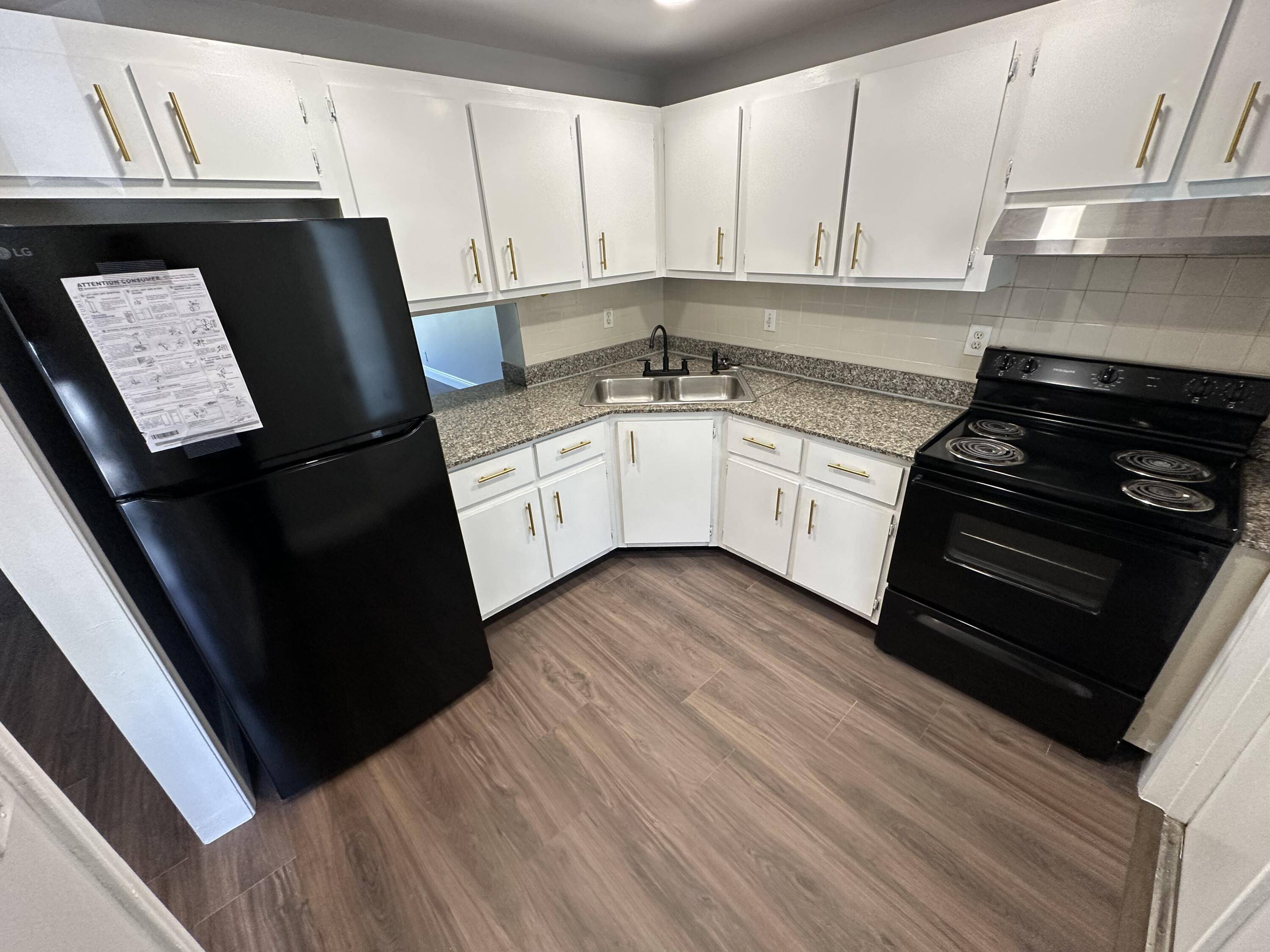 Plantation, FL 33317,4200 NW 3rd CT 112