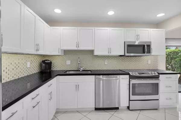 Boynton Beach, FL 33436,12 Westgate LN C