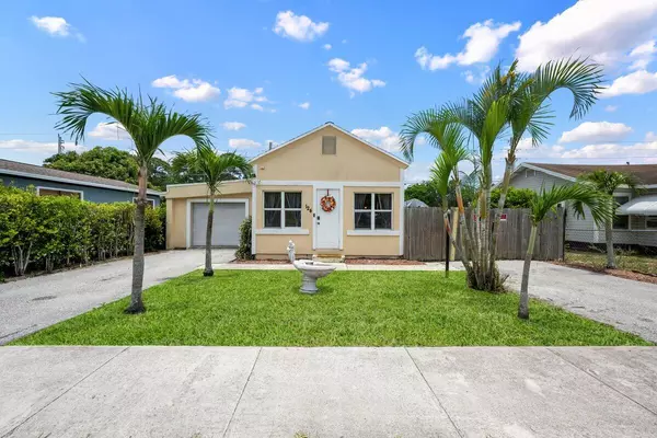 124 Jackson AVE, Greenacres, FL 33463