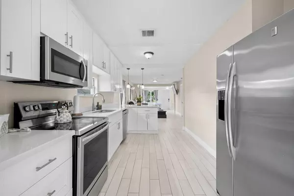 Greenacres, FL 33463,124 Jackson AVE