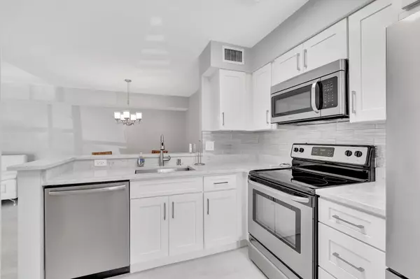 Delray Beach, FL 33446,14895 Builtmore WAY 109