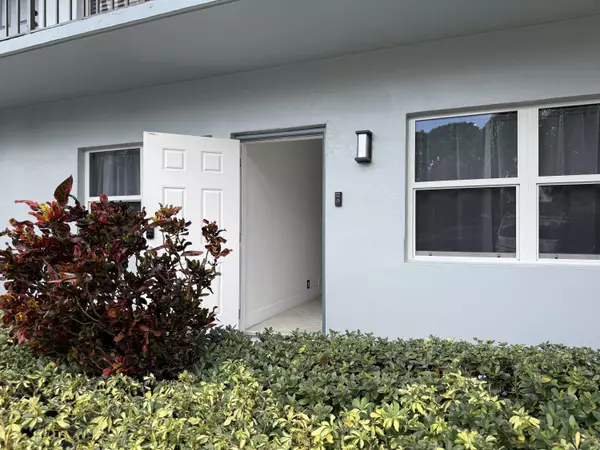 Boca Raton, FL 33428,9500 SW SW 3rd ST 130