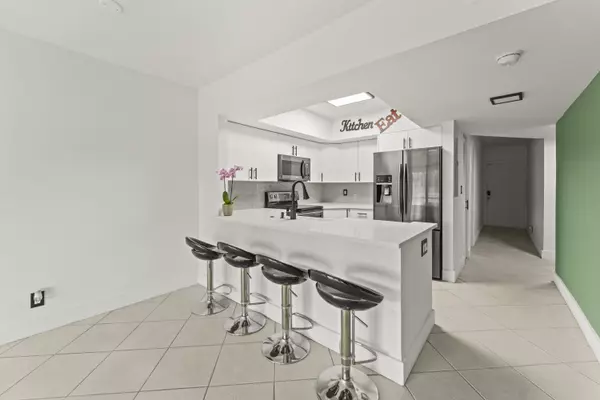 Boca Raton, FL 33428,9500 SW SW 3rd ST 130