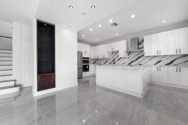 Weston, FL 33331,4474 Foxtail LN