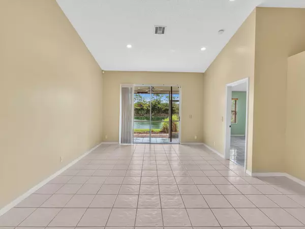 Boca Raton, FL 33496,18458 Via Di Sorrento