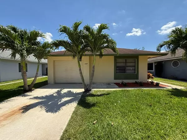1427 Summit Run CIR, West Palm Beach, FL 33415