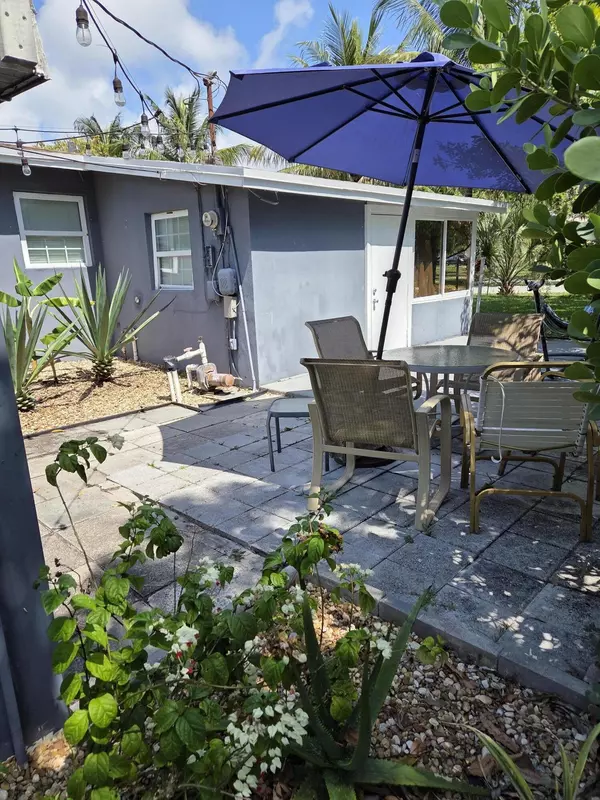 Boynton Beach, FL 33435,152 NW 14th AVE