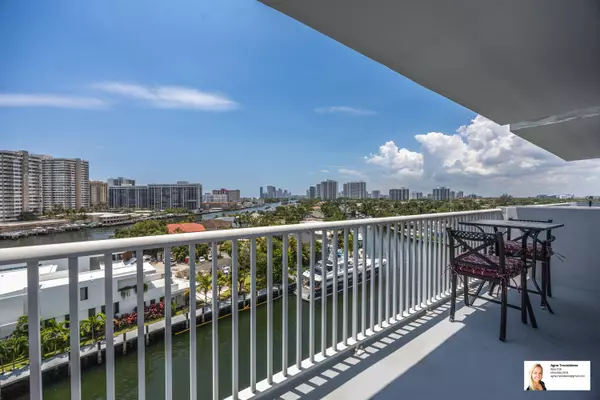Hallandale Beach, FL 33009,137 Golden Isles DR 804