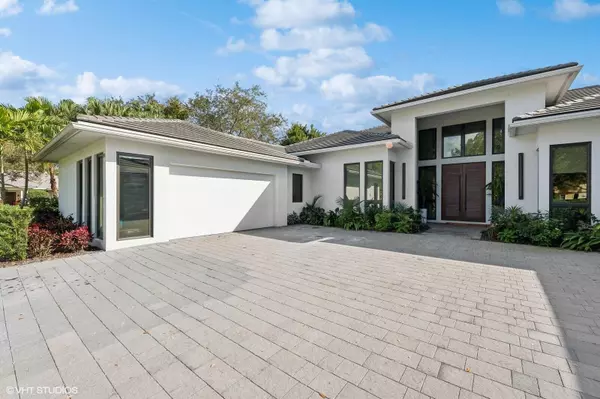 Palm Beach Gardens, FL 33418,8533 N Native Dancer RD