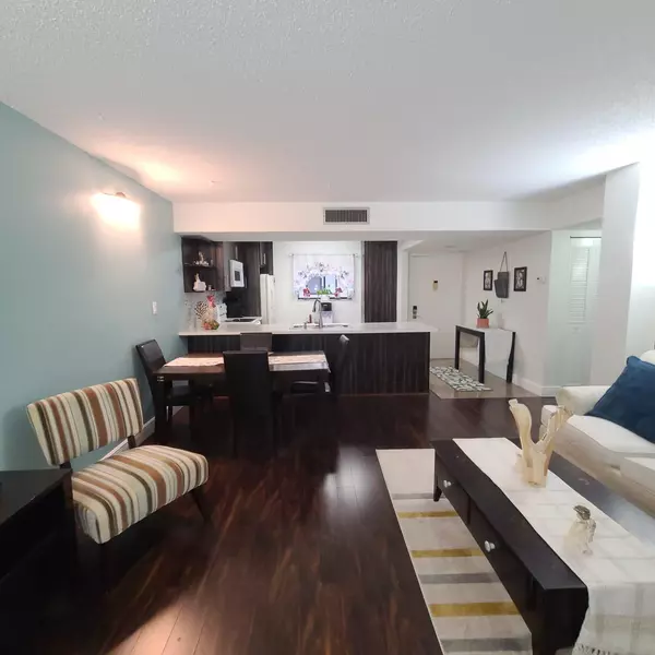5220 Las Verdes CIR 322, Delray Beach, FL 33484