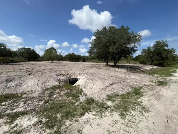 Okeechobee, FL 34972,15728 NW 306th ST