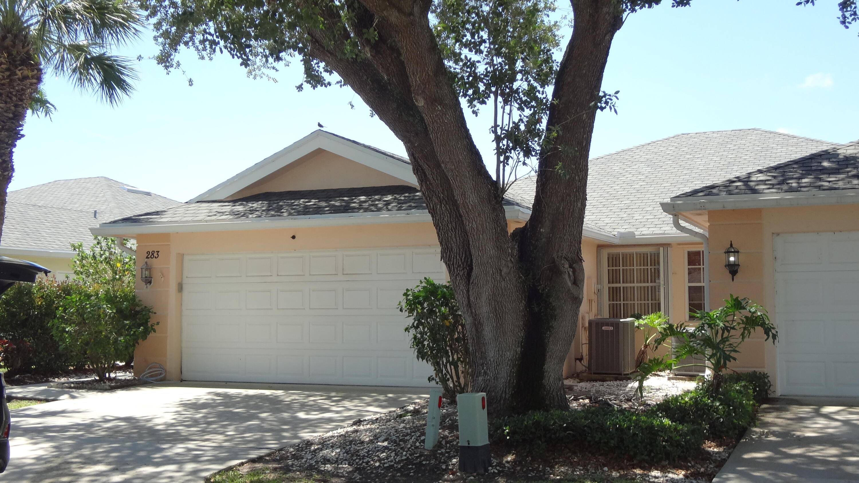 Jupiter, FL 33458,283 Brier CIR