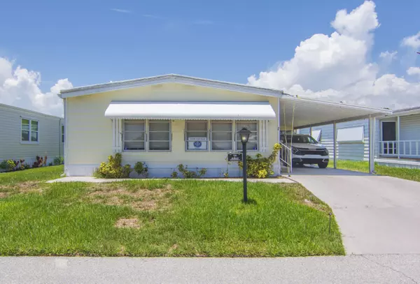 106 N Warner DR, Jensen Beach, FL 34957