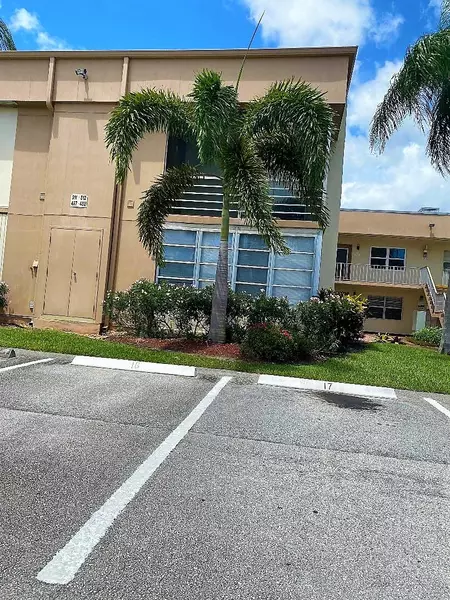 512 Burgundy K, Delray Beach, FL 33484