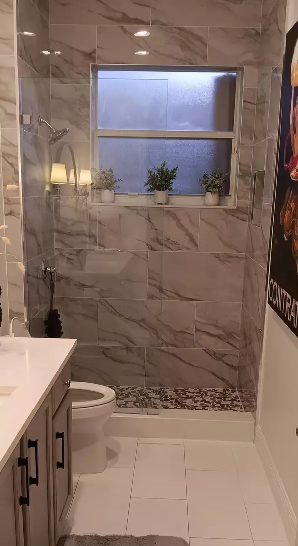 Boynton Beach, FL 33437,6687 Jog Palm DR