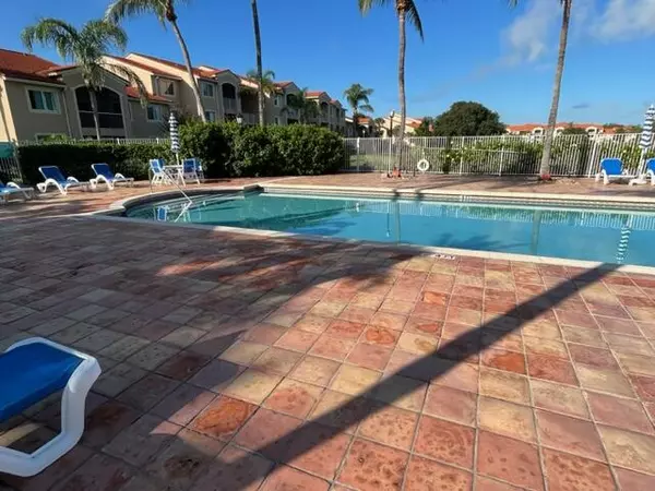 Vero Beach, FL 32967,1590 S 42nd CIR 310