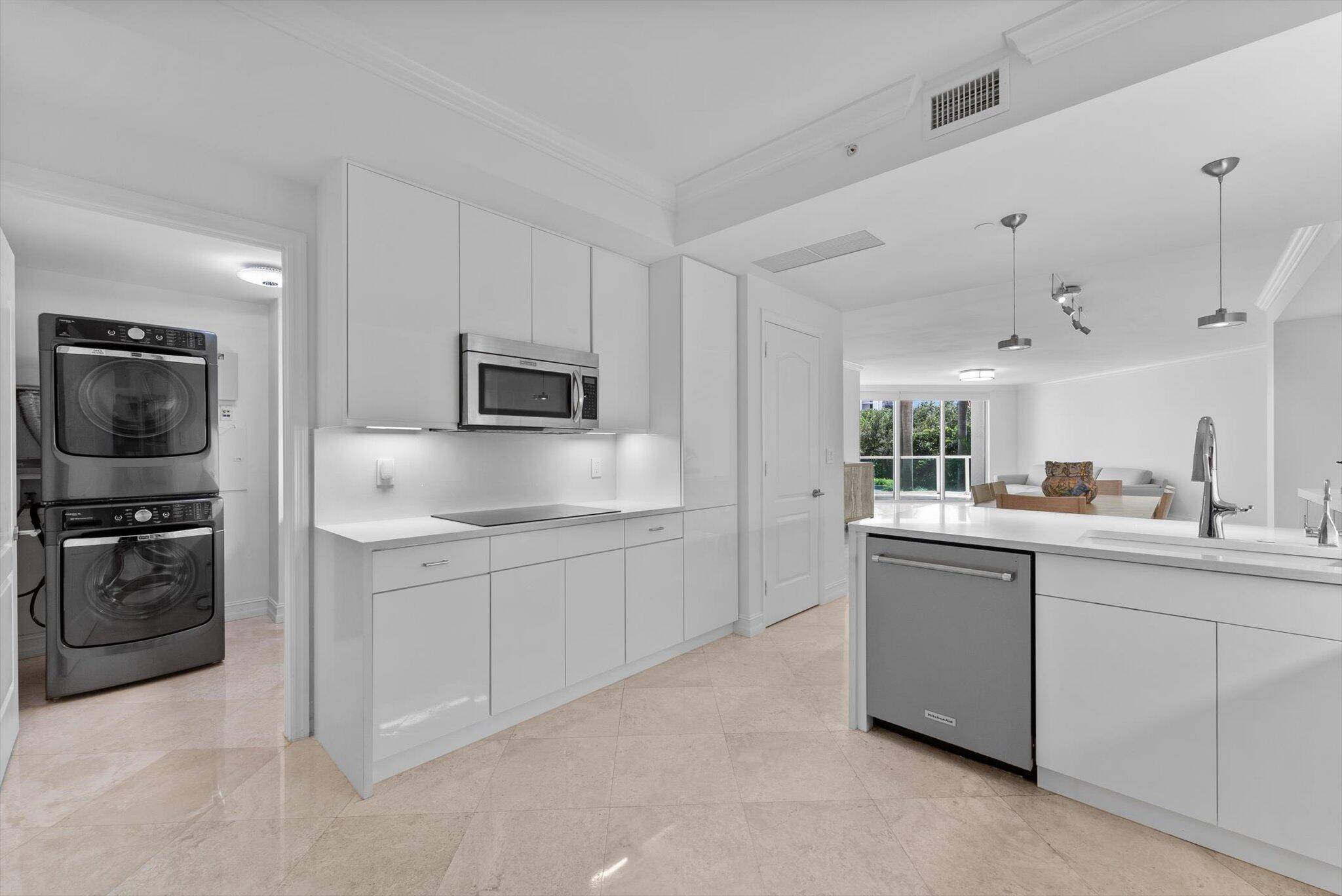 550 SE Mizner BLVD B206, Boca Raton, FL 33432