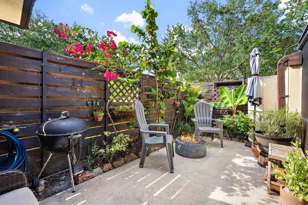 Palm Beach Gardens, FL 33418,506 5th TER