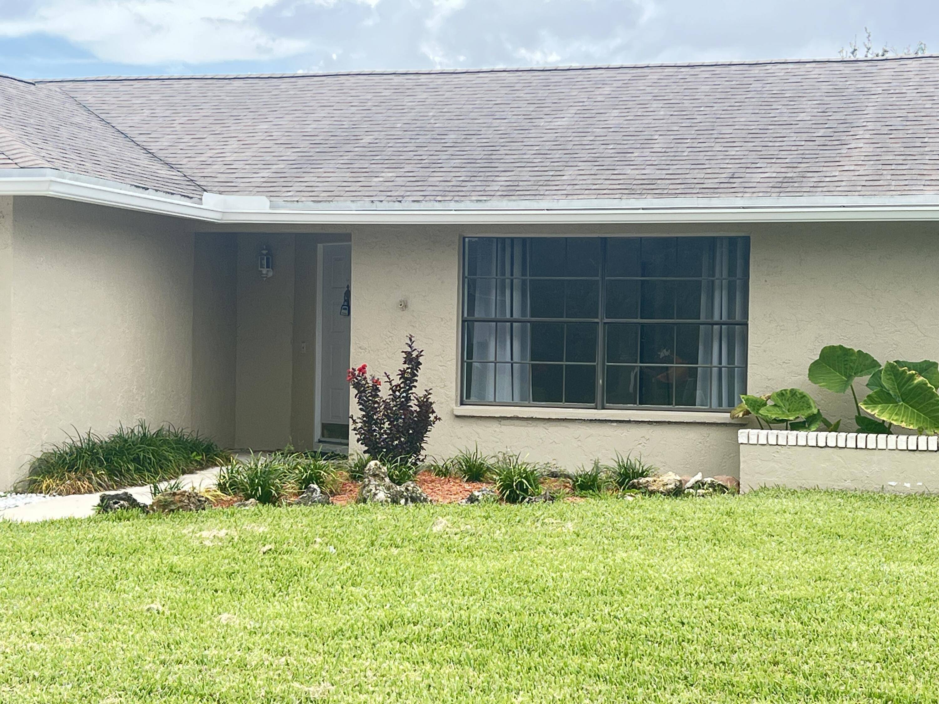 Royal Palm Beach, FL 33411,174 Parkwood DR
