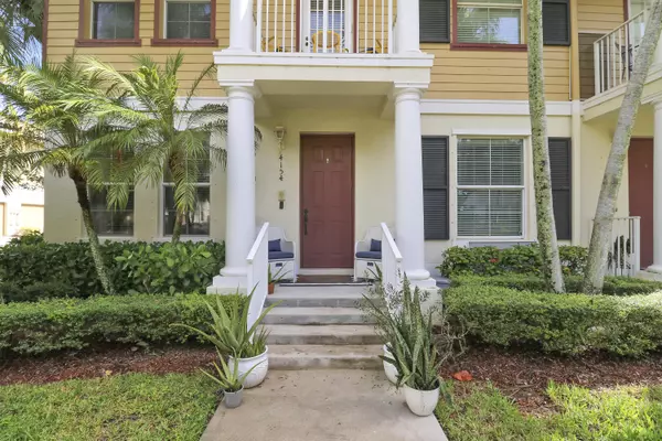4154 St Lukes LN, Jupiter, FL 33458