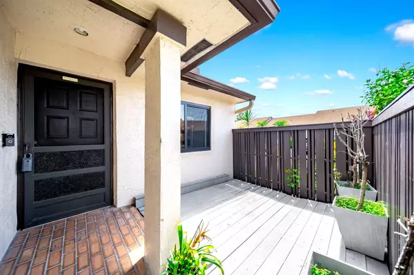 Boca Raton, FL 33434,8735 W Boca Glades BLVD D