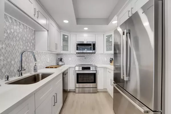 Delray Beach, FL 33483,2175 S Ocean BLVD 304