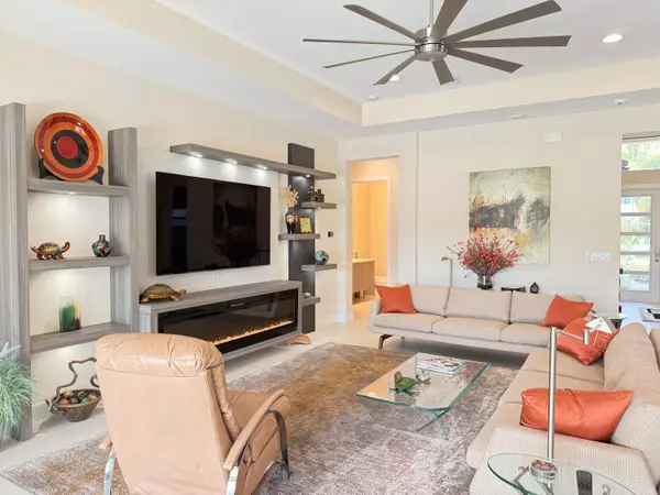 Boca Raton, FL 33496,8575 Dearborn River WAY