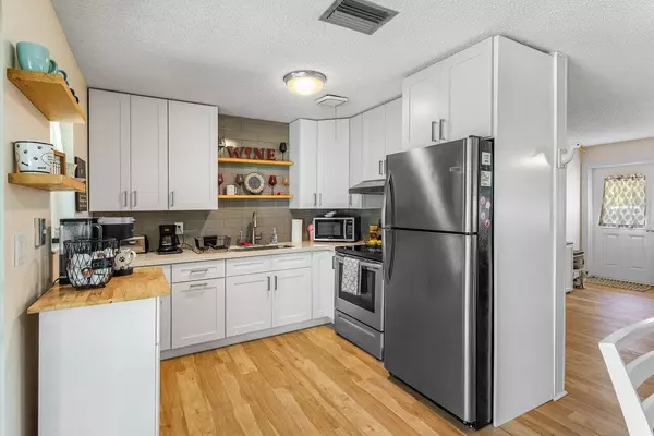 Palm Beach Gardens, FL 33418,4971 N Kay ST