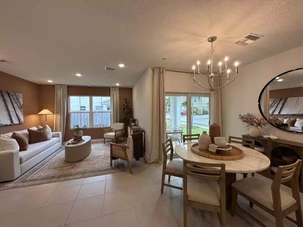 Fort Pierce, FL 34945,309 Silver Sands LN 12