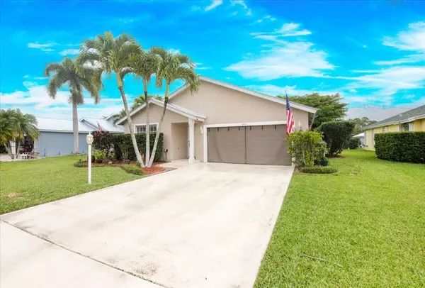 Stuart, FL 34997,2815 SW Regal TER
