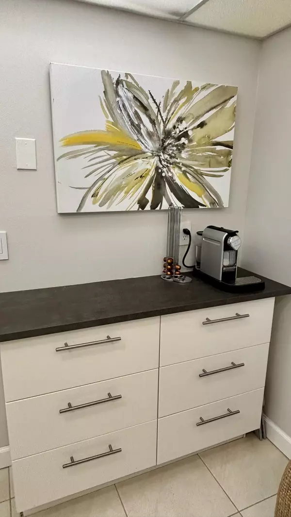 Pompano Beach, FL 33069,605 Oaks DR 503