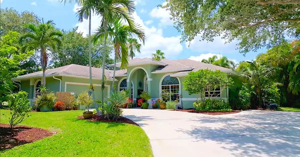 Stuart, FL 34997,4292 SE Rainbows End
