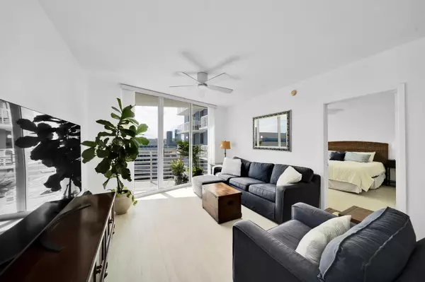 1551 N Flagler DR 1414, West Palm Beach, FL 33401